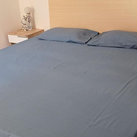 Nayuha Apt B Flic en Flac Экстерьер фото