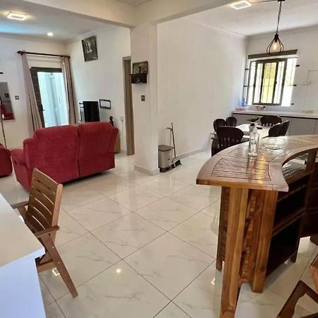 Nayuha Apt B Flic en Flac Экстерьер фото