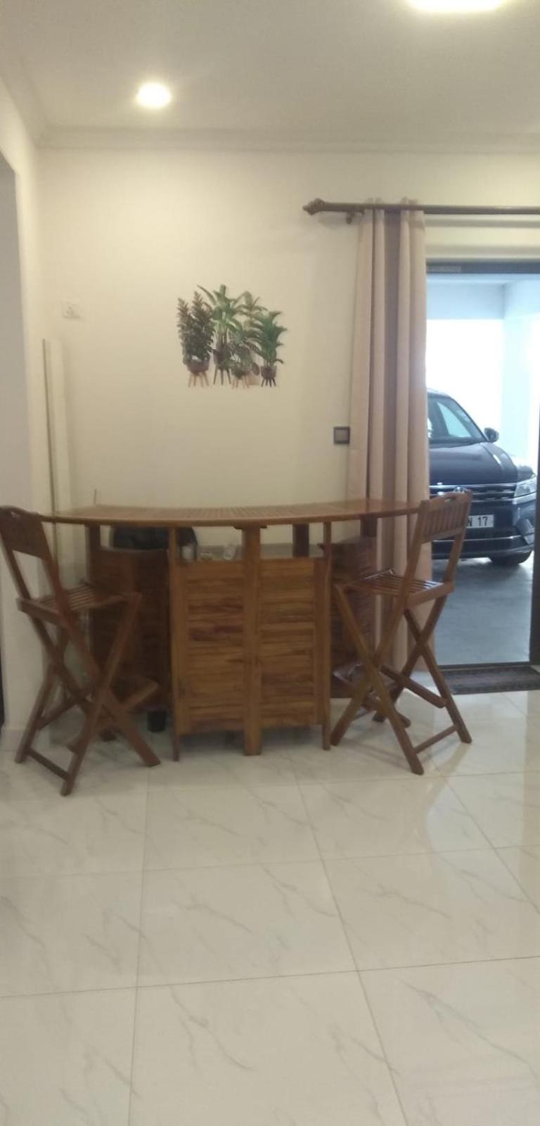 Nayuha Apt B Flic en Flac Экстерьер фото