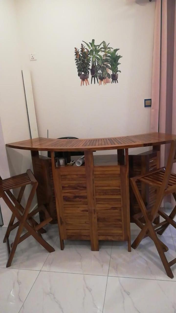 Nayuha Apt B Flic en Flac Экстерьер фото
